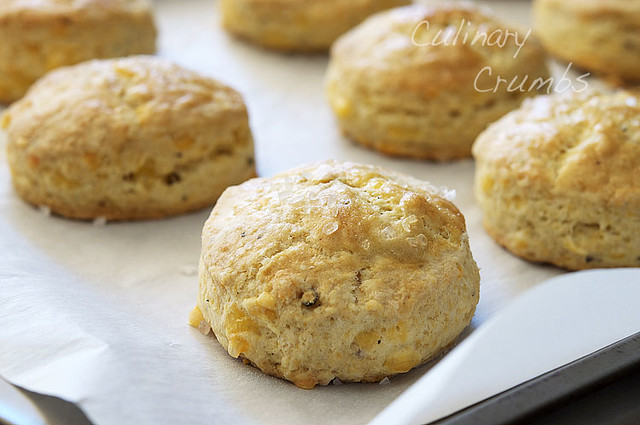 cheddar and black pepper biscuits