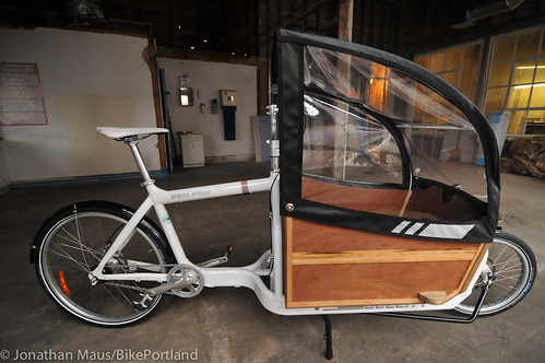 Cargo bike canopy from Blaq Design-1