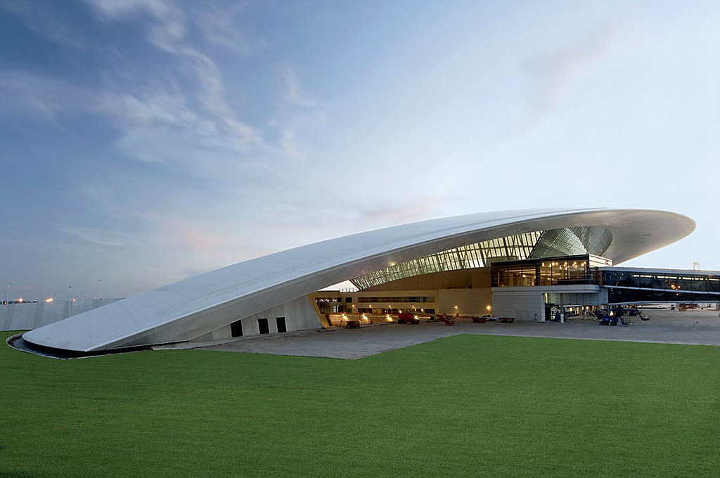 Carrasco International Airport design by Rafael Viñoly Architects