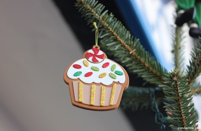 cupcake ornament