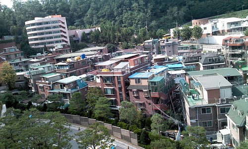 서울시 동작구 흑석동 일대 원룸촌 전경