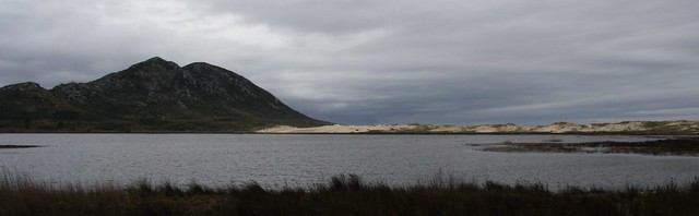 Monte Louro, lagoa e cordón dunar