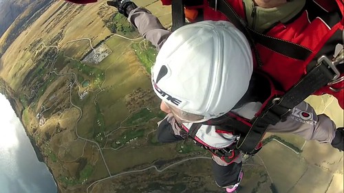 卓韻芝 新西蘭 Skydive -- Free Fall VIDEO!
