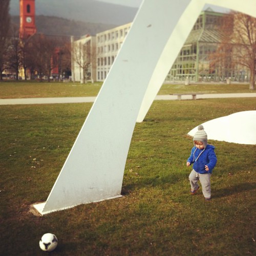 mini soccer player (6 avr).