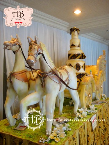 unique batik chariot wedding cake 2