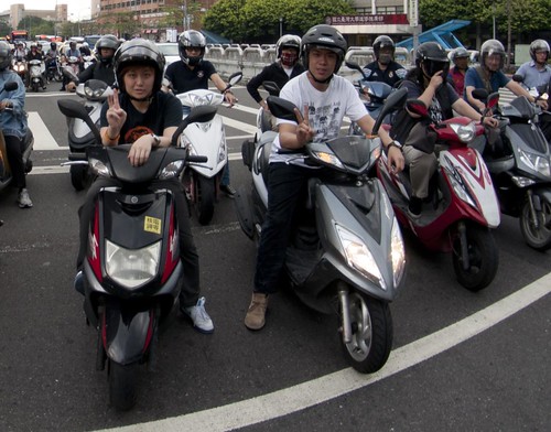 Taipei motorbikes