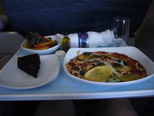 airplane lunch, pasta