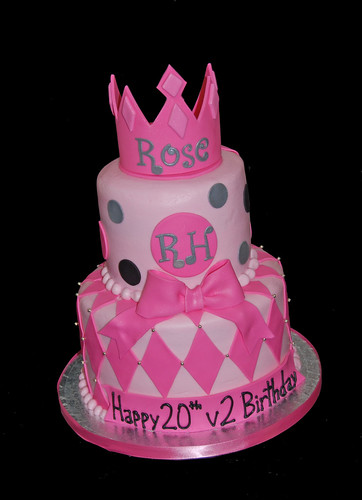 40th birthday pink and black princess cake