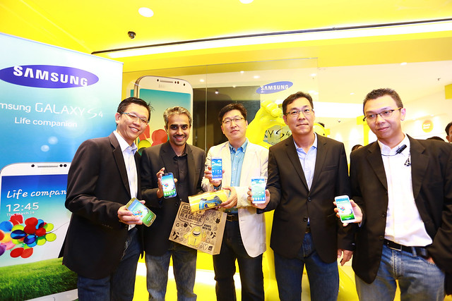 Samsung GALAXY S4 Launch. Photo 2