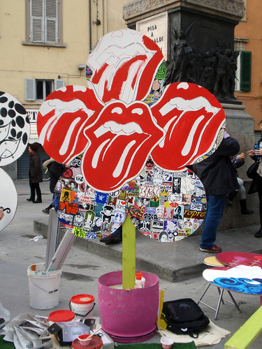 32th Stage "Stick On Haring!" in Tour -  "Giardino Artistico" in Piazza Garibaldi, Pisa (Italy)