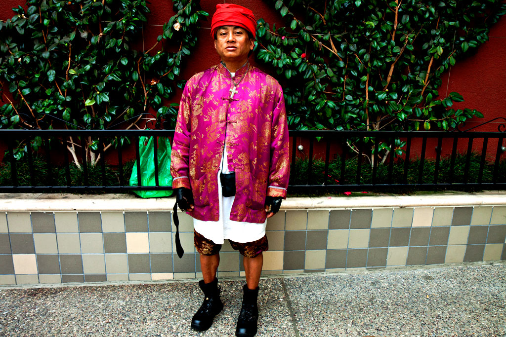 Cambodian-man-in-Chinese-attire--Oakland