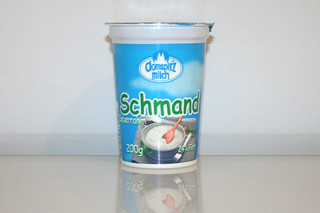 11 - Zutat Schmand / Ingredient sour cream