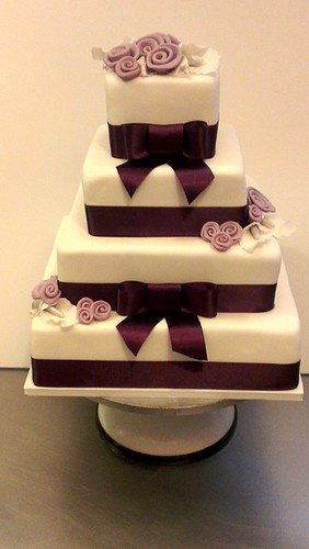 White Fondant Wedding Cake with Purple by CAKE Amsterdam - Cakes by ZOBOT