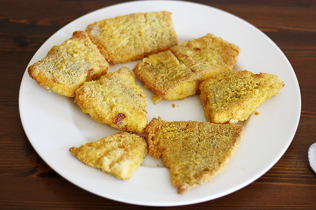 cornmeal-crusted baked catfish