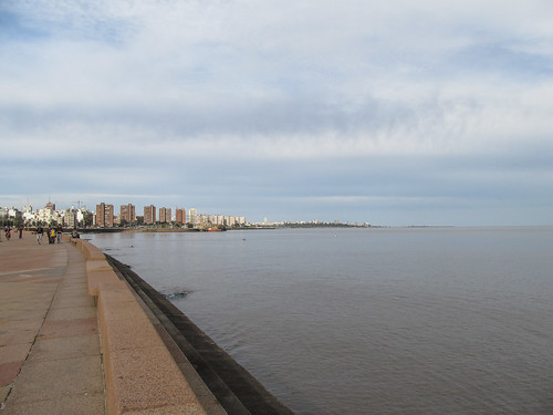 Montevideo et son remblais