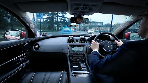 Pilares transparentes Jaguar Land Rover