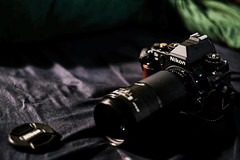 [Nikon] NIKKOR AF 70-210mm f/4 D