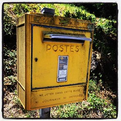 Ni journaux, ni imprimés. #France #postes #brievenbus #postbox