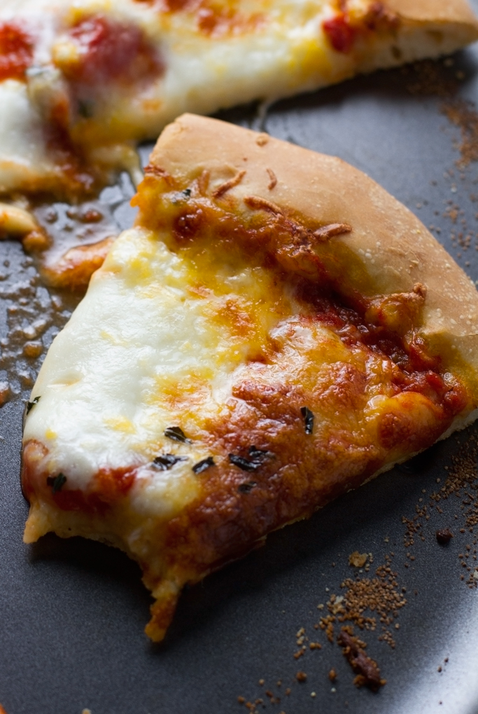 Homemade-Pizza-Dough-Perfect Homemade Pizza Dough - made with NO REFINED SUGARS and easy to follow with step-by-step directions! #homemadepizza #pizzadough #homemadepizzacrust | Littlespicejar.com