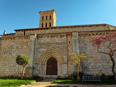 Arcos de la Llana (Burgos). Iglesia de San Miguel Arcángel