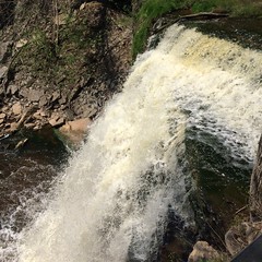 Smokey Hollow Falls/Grindstone Creek