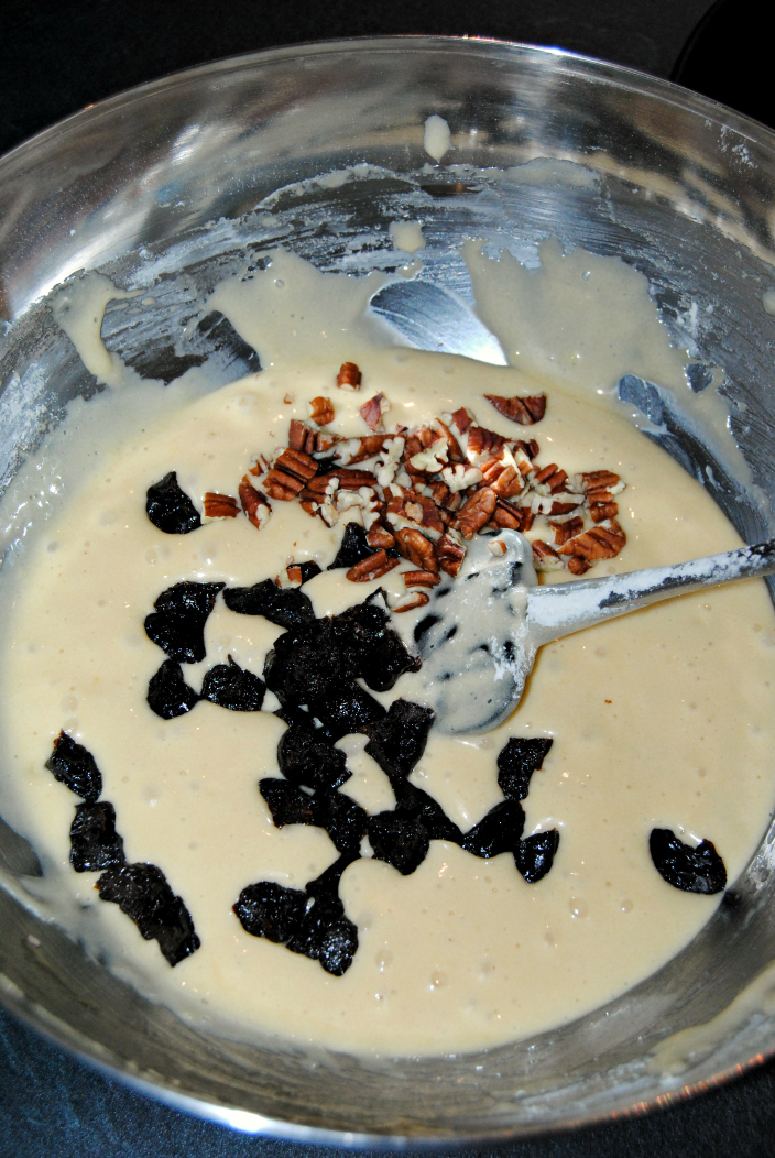 Easy Prune Cake with Capuccino Topping  (1)