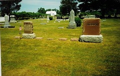 Leonardson-Cemetery