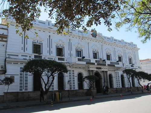 Sucre: la Plaza 25 de Mayo et le Palacio del Gobierno. Sucre est la capitale constitutionnelle de Bolivie.