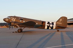 Douglas C-47 Dakota & DC-3