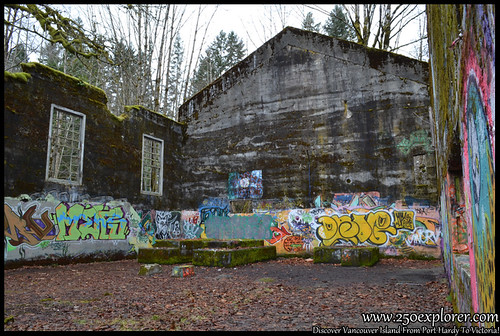 wood mill abandoned vancouver underground graffiti saw headquarters vancouverisland courtenay sawmill merville farnham farnhamroad tsolumriver 250explorer