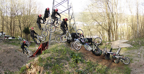 mountain bike bicycle canon photography eos cycling photo jump ramp crash wheels helmet mountainbike dirt sequence fahrrad rollin 600d