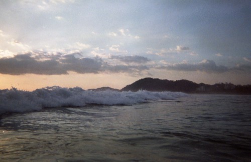ocean sunset film beautiful iso800 costarica waves fuji xray disposablecamera damaged jaco