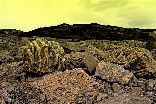 sky orange mountain canada texture yellow clouds canon frank rebel rocks stripes boulders alberta crowsnestpass xti franksslide