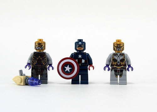 6865 Captain America's Avenging Cycle - Figs