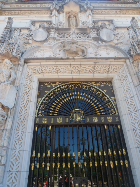 hearst castle's grand entrance - oh my buhay