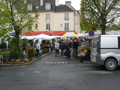Chez Loulou: Saturday Morning at the Bayeux Market