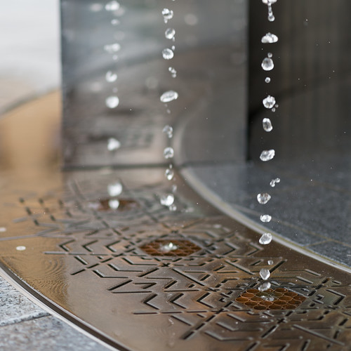 summer brown wet water fountain norway grey explore waterdrops drammen motionfreeze explored