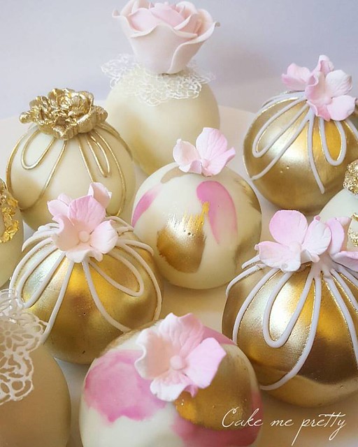 Luchous Cake Baubles by Cake Me Pretty