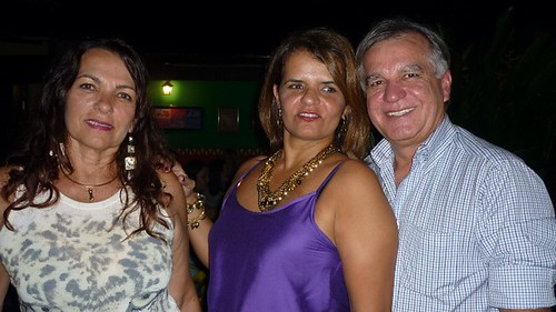 -Dea Paula Alho com Ana Elvira Alho e Darinaldo Coimbra