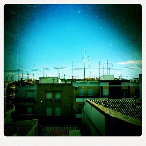 square lomography squareformat iphoneography instagramapp uploaded:by=instagram photoadaymay