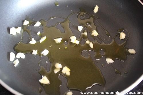 Quiche de pimientos del piquillo rellenos de hongos (5)
