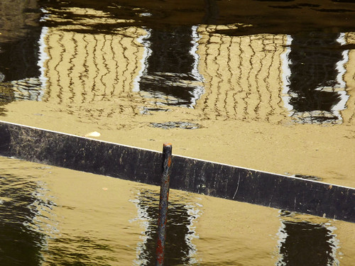 abstract reflection water lines yellow pond waterreflection abstractwaterreflection