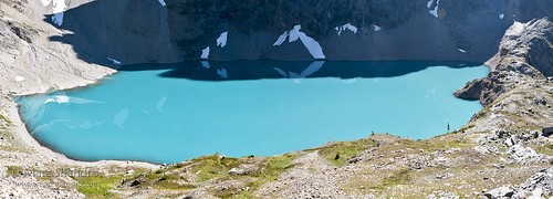panorama lake canada nature beautiful alpine northamerica remote freshwater environments canadianrockies mountainous glaciallake