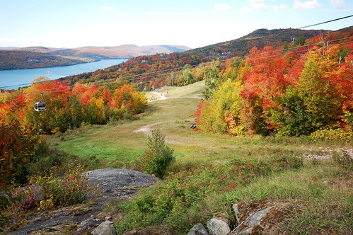 canada fall french maple monttremblant