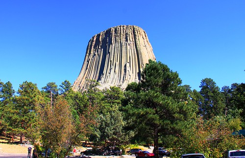 tower rock america formation sacred wyoming devilstower nationalmonument visitorcenter igneous devilstowernationalmonument bearlodge parkingarea