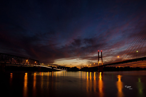 bridge sunset sky clouds river illinois nikon bridges sunsets mississippiriver quincyil quincyillinois nikond7000