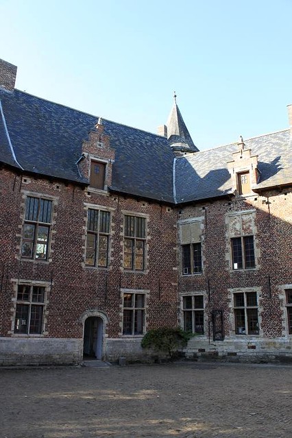 inner courtyard if castle