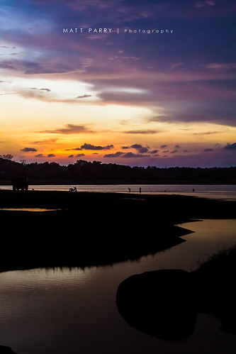 sunset lake water clouds canon tank purple dusk silouette reservoir srilanka bathing washing 60d mattparry tissawewu