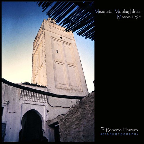 mosque fez maroc mezquita marruecos minarete mygearandme mygearandmepremium blinkagain