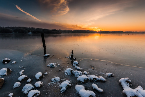 sunset england sky orange sunlight lake snow reflection ice nature water yellow clouds reflections landscape manchester frozen unitedkingdom sony sigma alpha britian frozenlake lightroom sigma1020mm 10mm a350 a35010mm